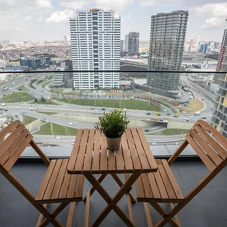 Prime Getaway Luxurious 2br Apt, Perfect شقة اسطنبول