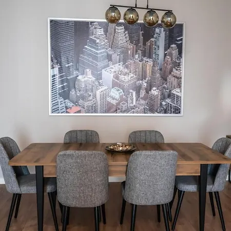 Prime Getaway Luxurious 2br Apt, Perfect Istanbul